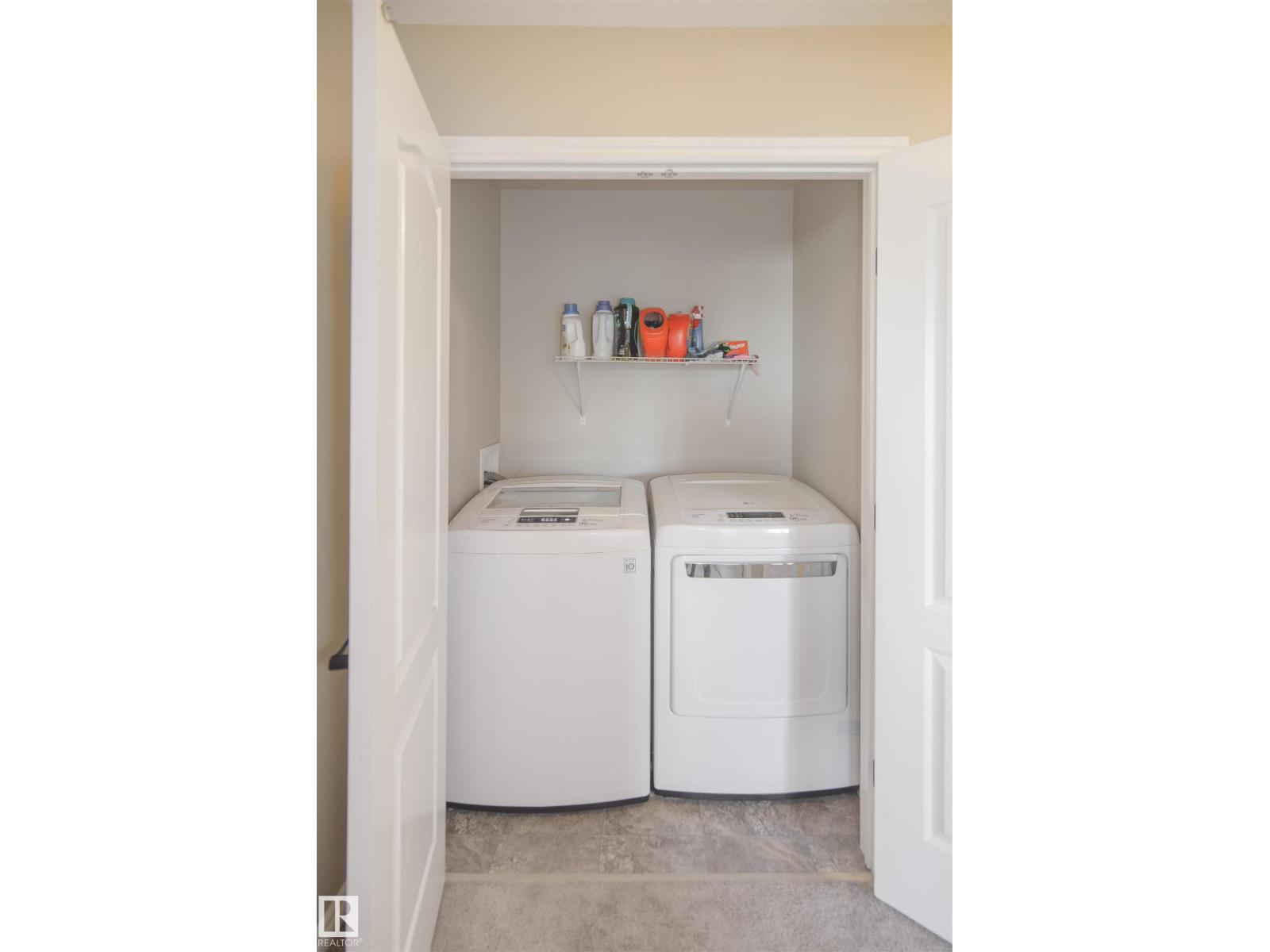 3731 44 AV — photo 18