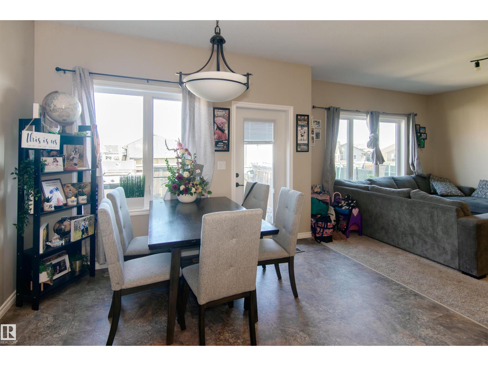 3731 44 AV — photo 6
