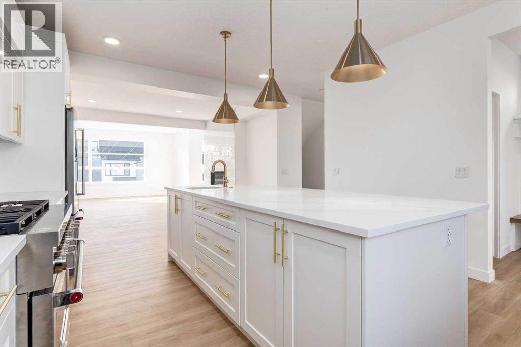 2520 21 Avenue SW - Image 3