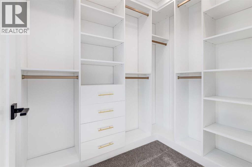 2520 21 Avenue SW - 20