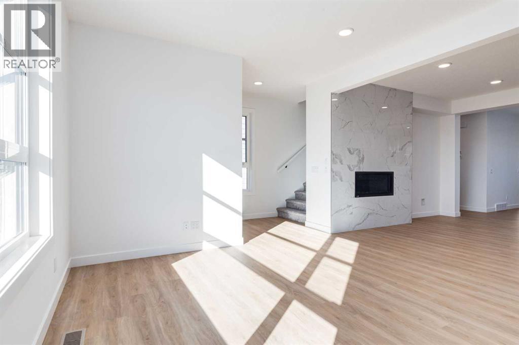 2520 21 Avenue SW - 10