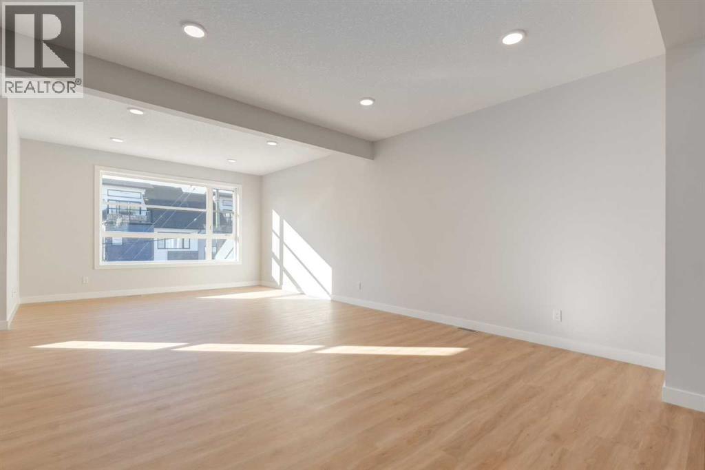2516 21 Avenue SW - 7