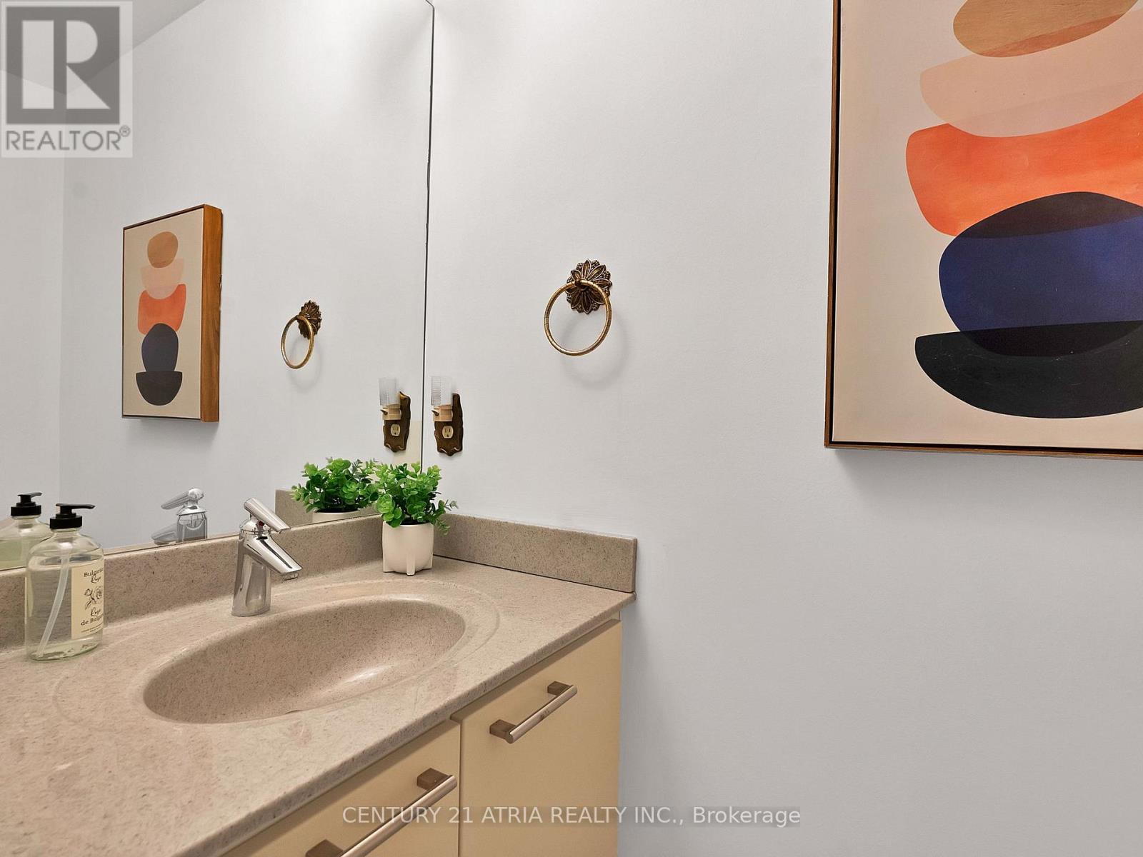 21 LONGBOW SQUARE - 17