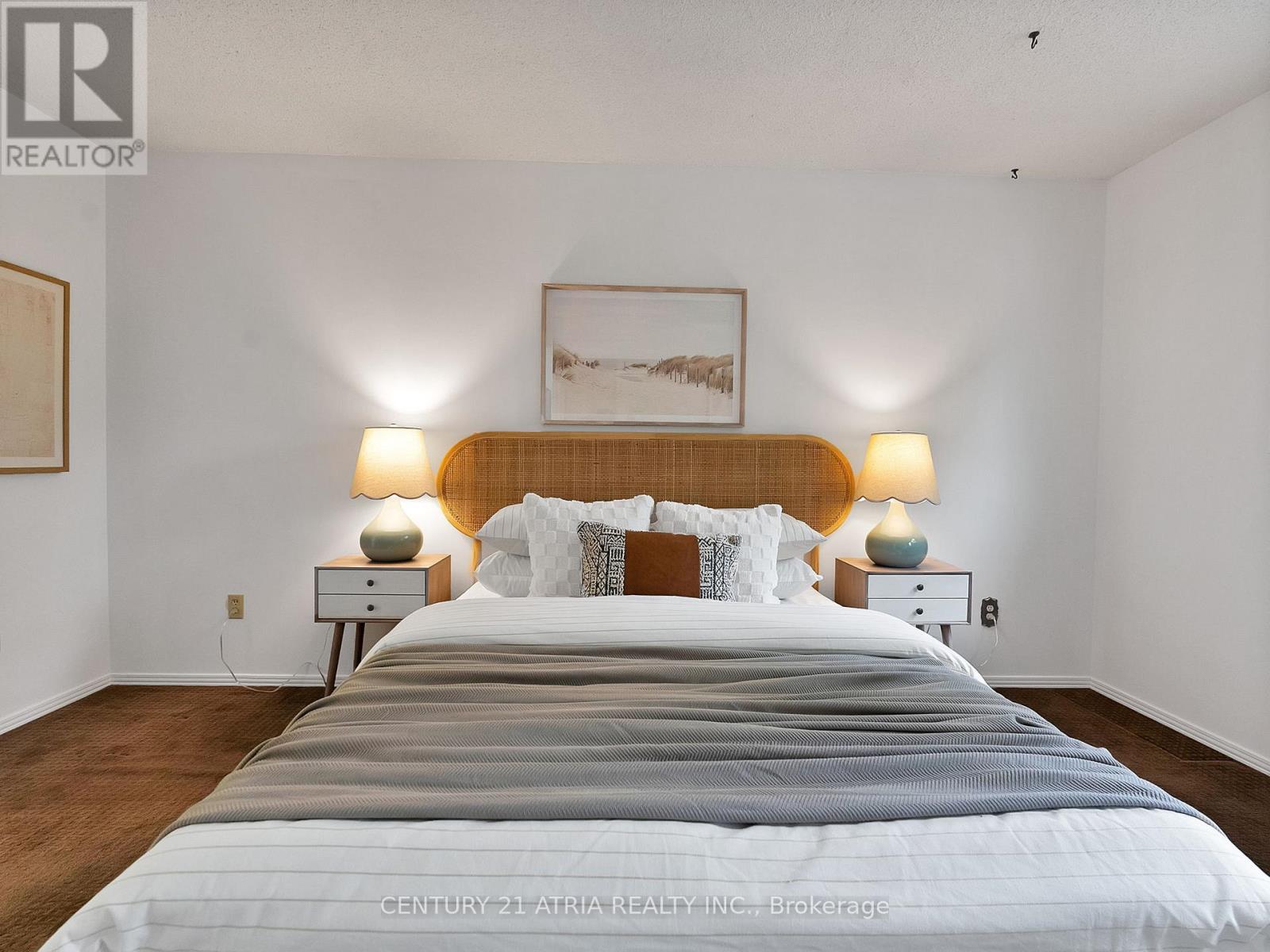 21 LONGBOW SQUARE - 19