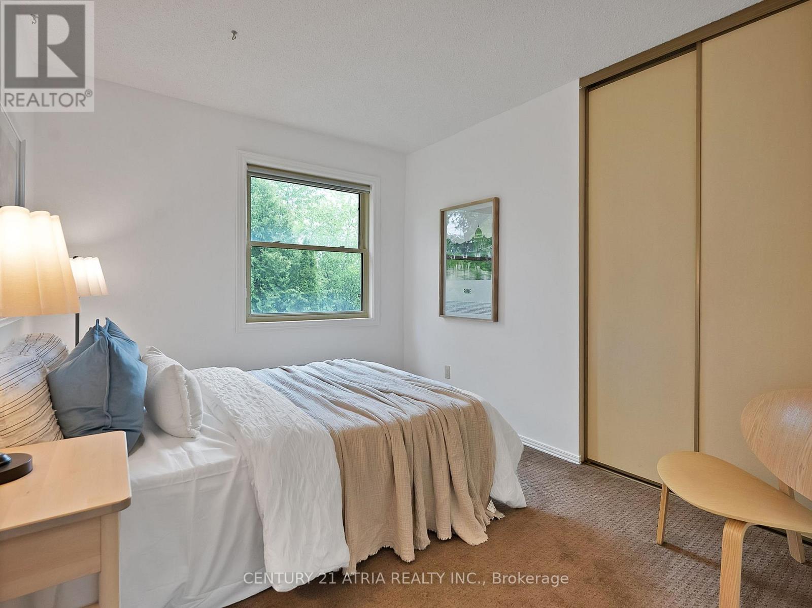 21 LONGBOW SQUARE - 32
