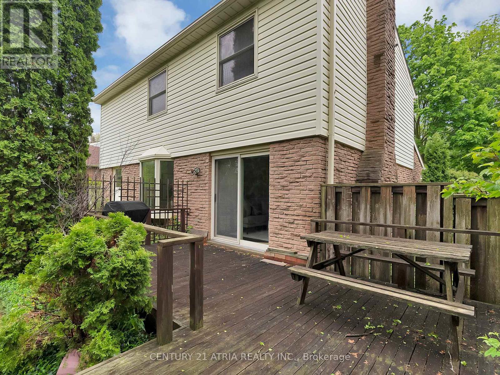 21 LONGBOW SQUARE - 35