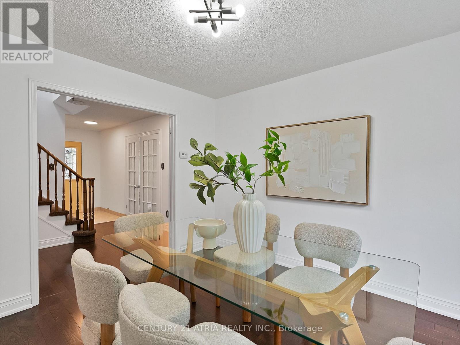 21 LONGBOW SQUARE - 4
