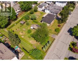 2349 Lobb Avenue, Port Coquitlam, BC V3C1M7 Photo 9