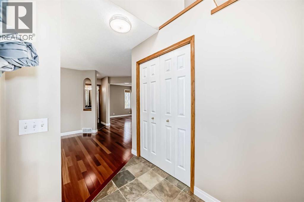177 Douglas Glen Heath SE - Image 3