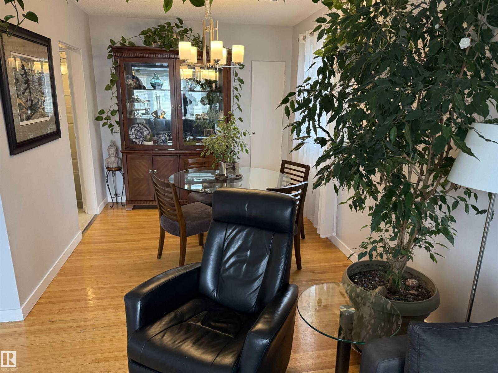 11948 132 ST NW - 7