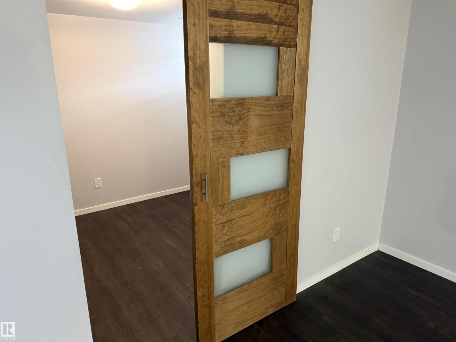 11948 132 ST NW - 20