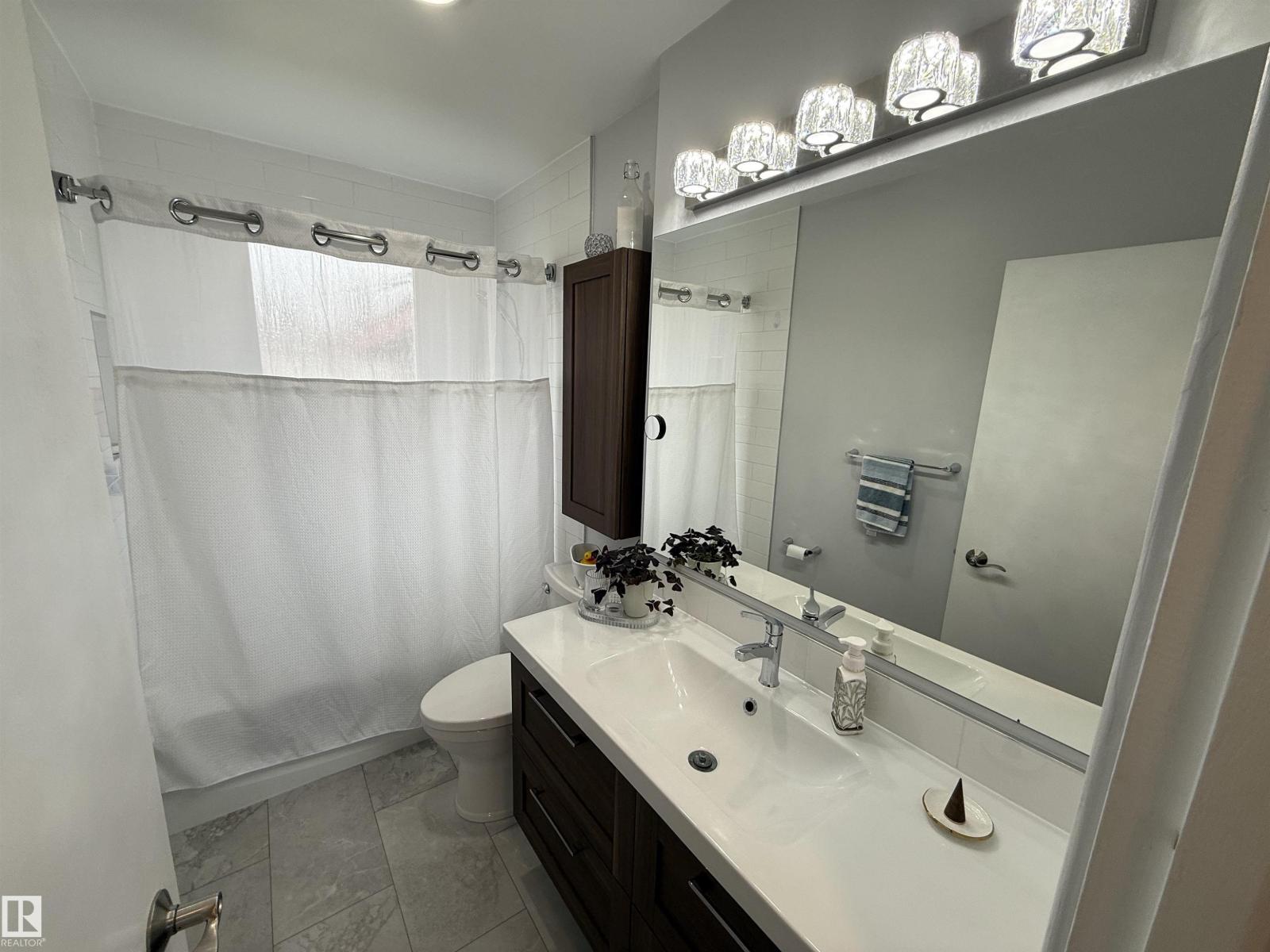 11948 132 ST NW - 23