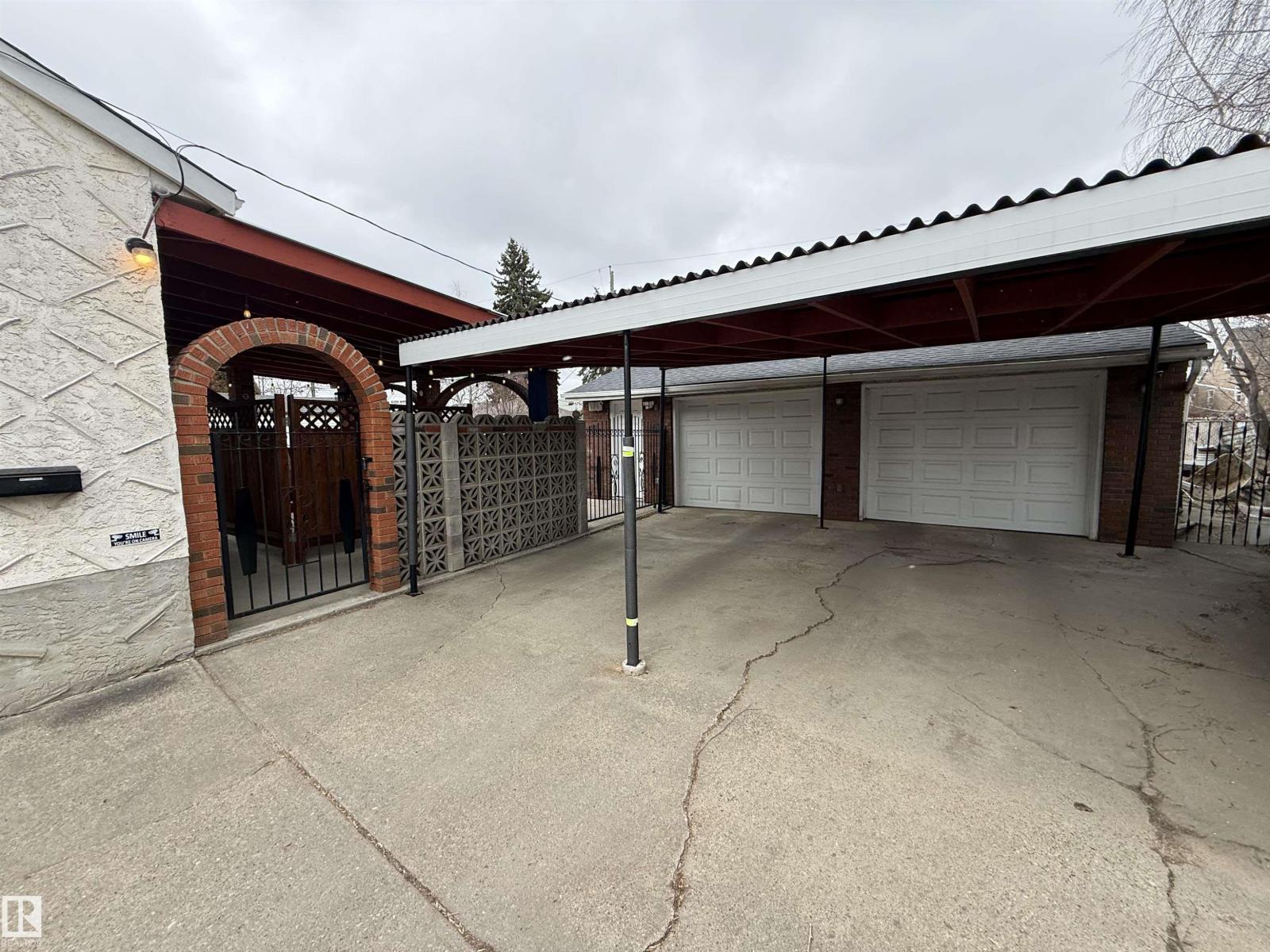 11948 132 ST NW - 34