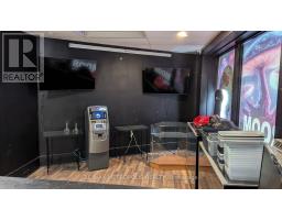 Upper - 1 Dunlop Street E, Barrie, ON L4N1A1 Photo 9
