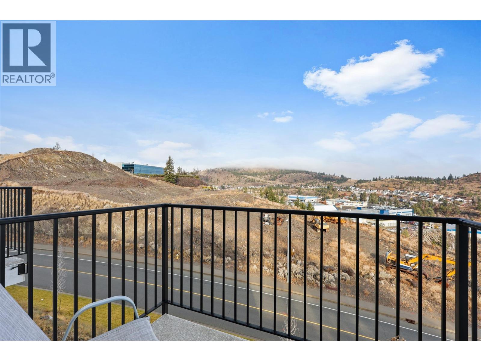 #123 1701 FOXTAIL Drive - 10