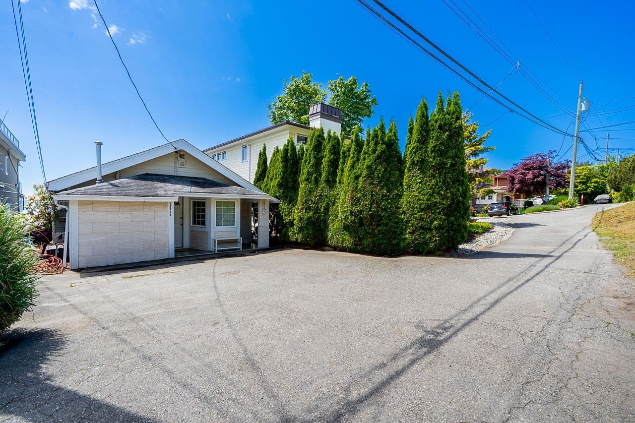 15410 VICTORIA AVENUE, White Rock