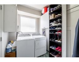 15410 Victoria Avenue, White Rock, BC V4B1H3 Photo 20