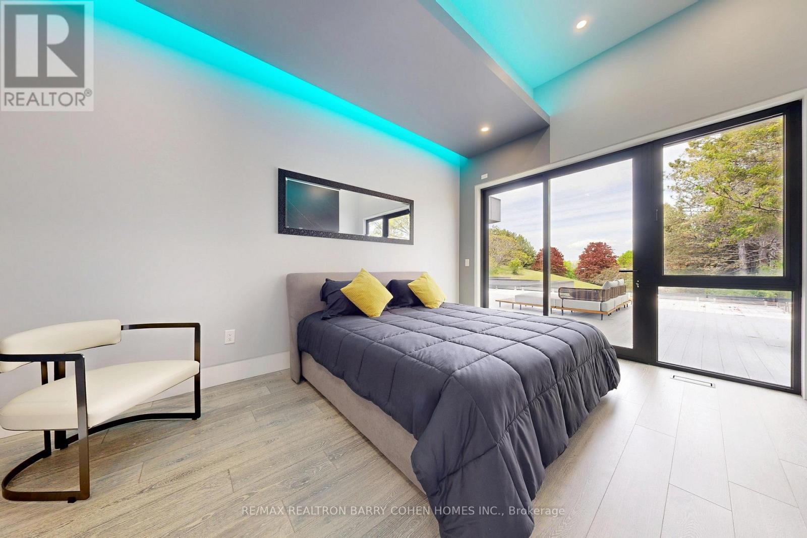 23 HUNTERS GLEN ROAD - 24