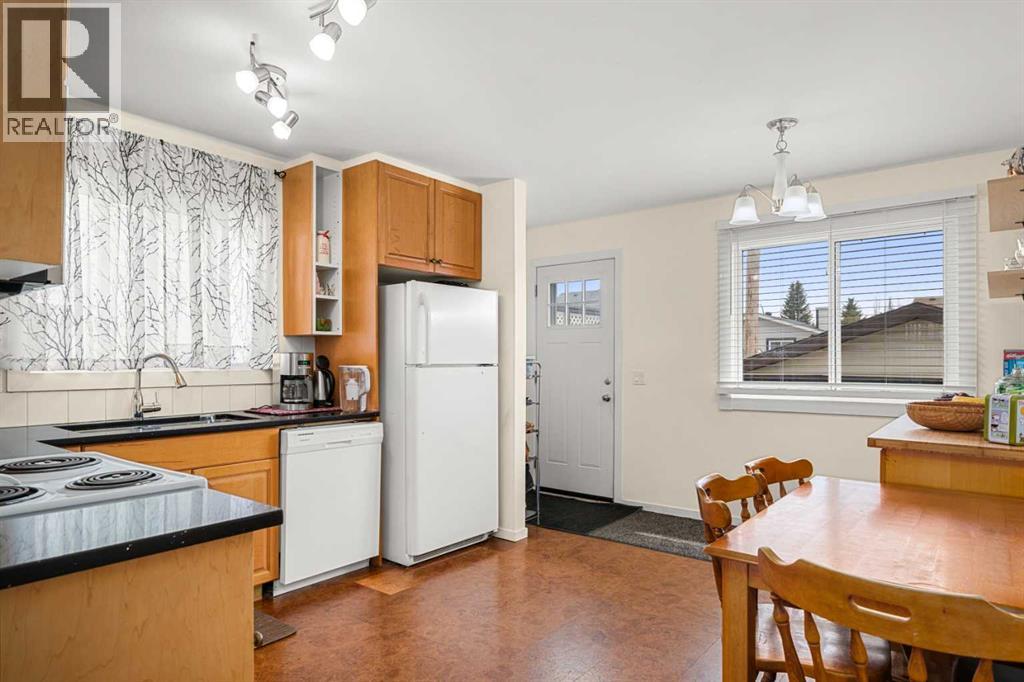 75 Bedford Drive NE - 6