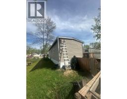 5229 44 Street Se, Chetwynd, BC V0C1J0 Photo 8
