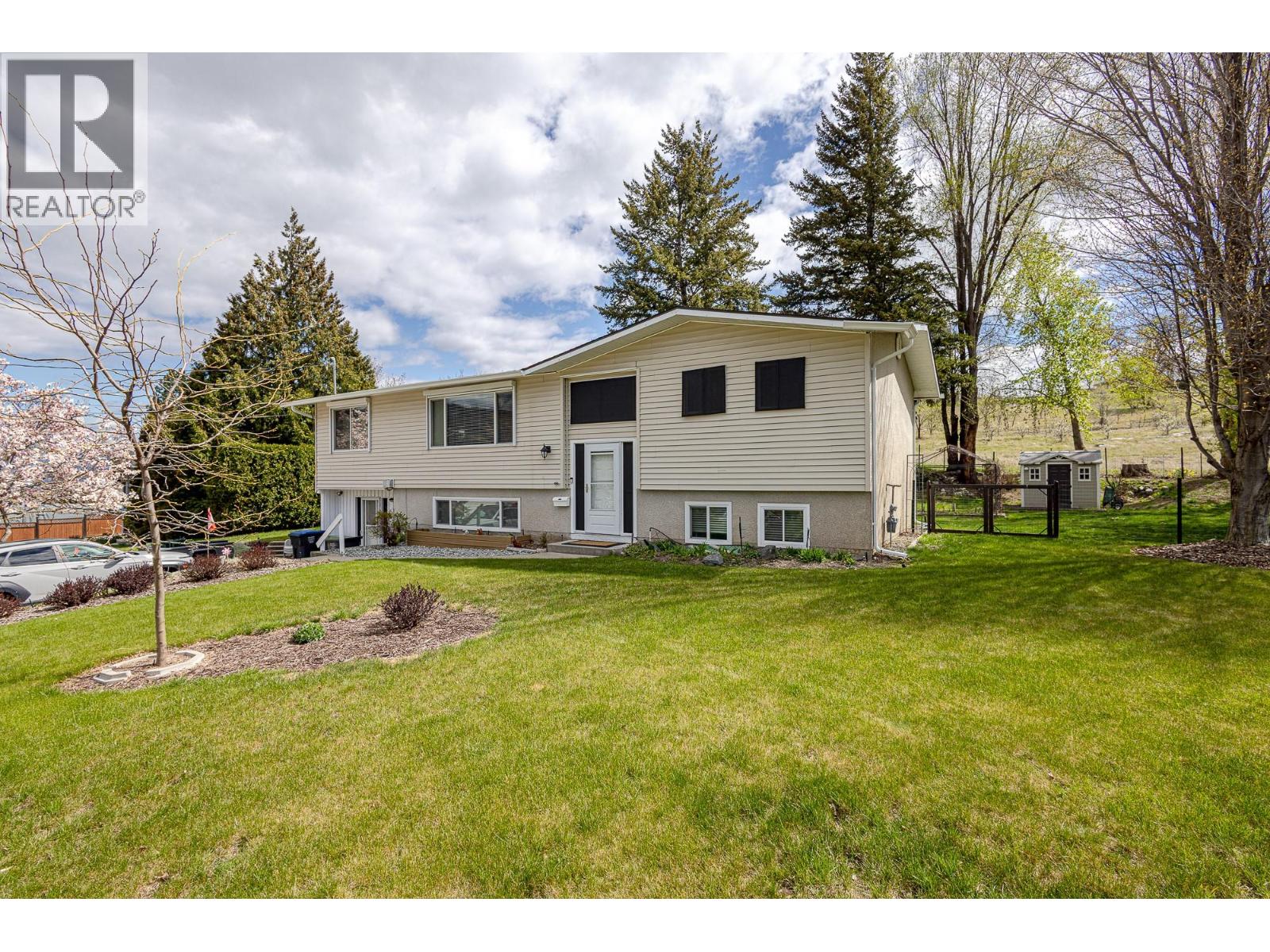2545 Colleen Road, West Kelowna