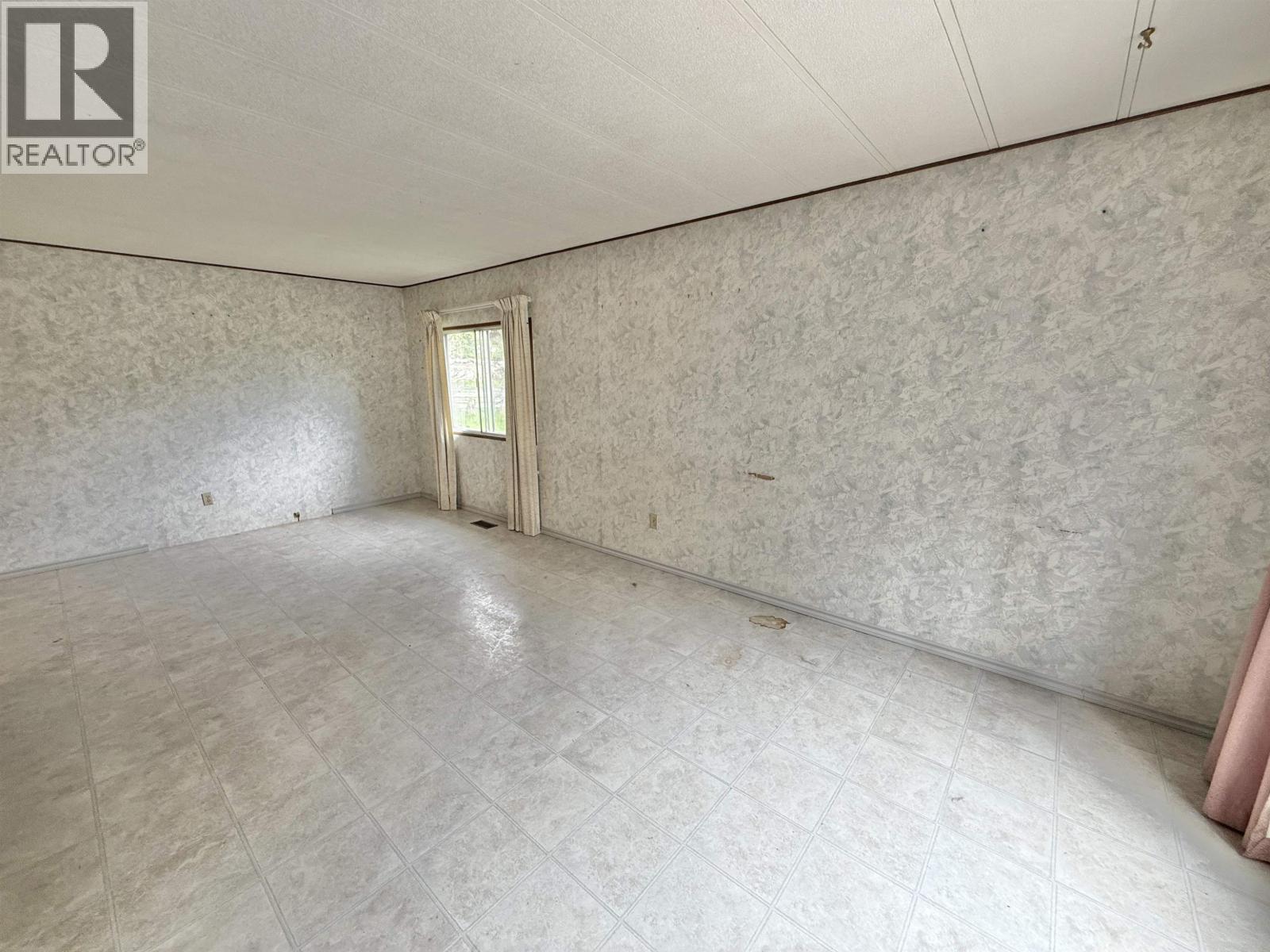 3813 LOLOFF CRESCENT - 12