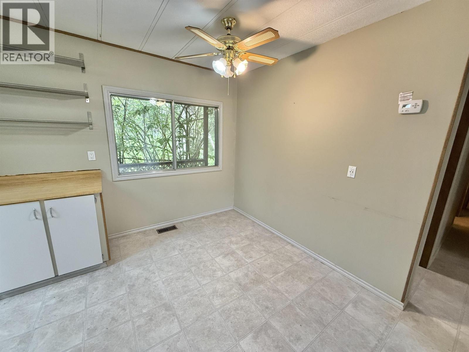 3813 LOLOFF CRESCENT - 14
