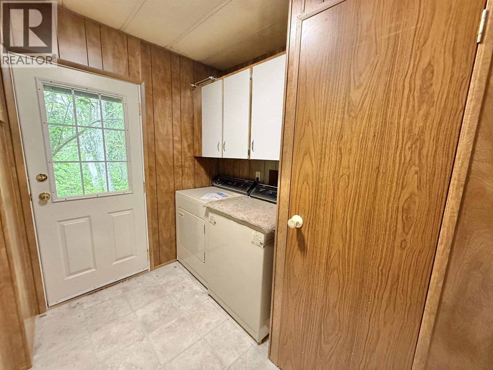3813 LOLOFF CRESCENT - 16
