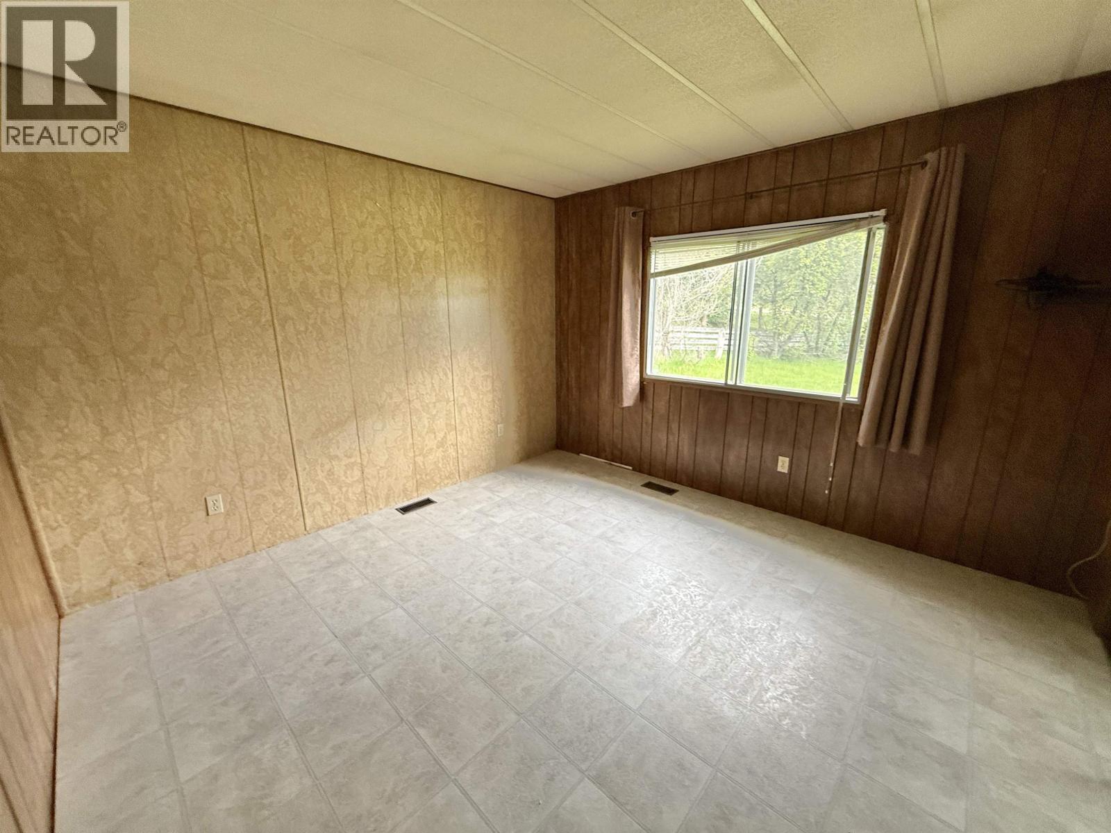 3813 LOLOFF CRESCENT - 18