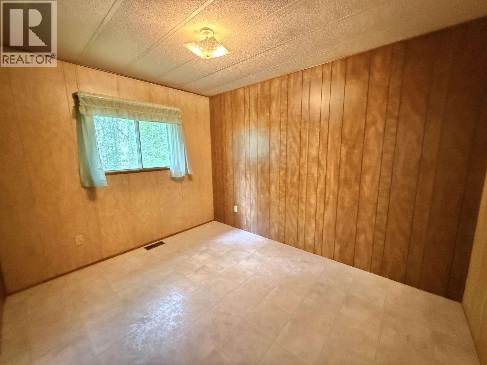 3813 LOLOFF CRESCENT - 20