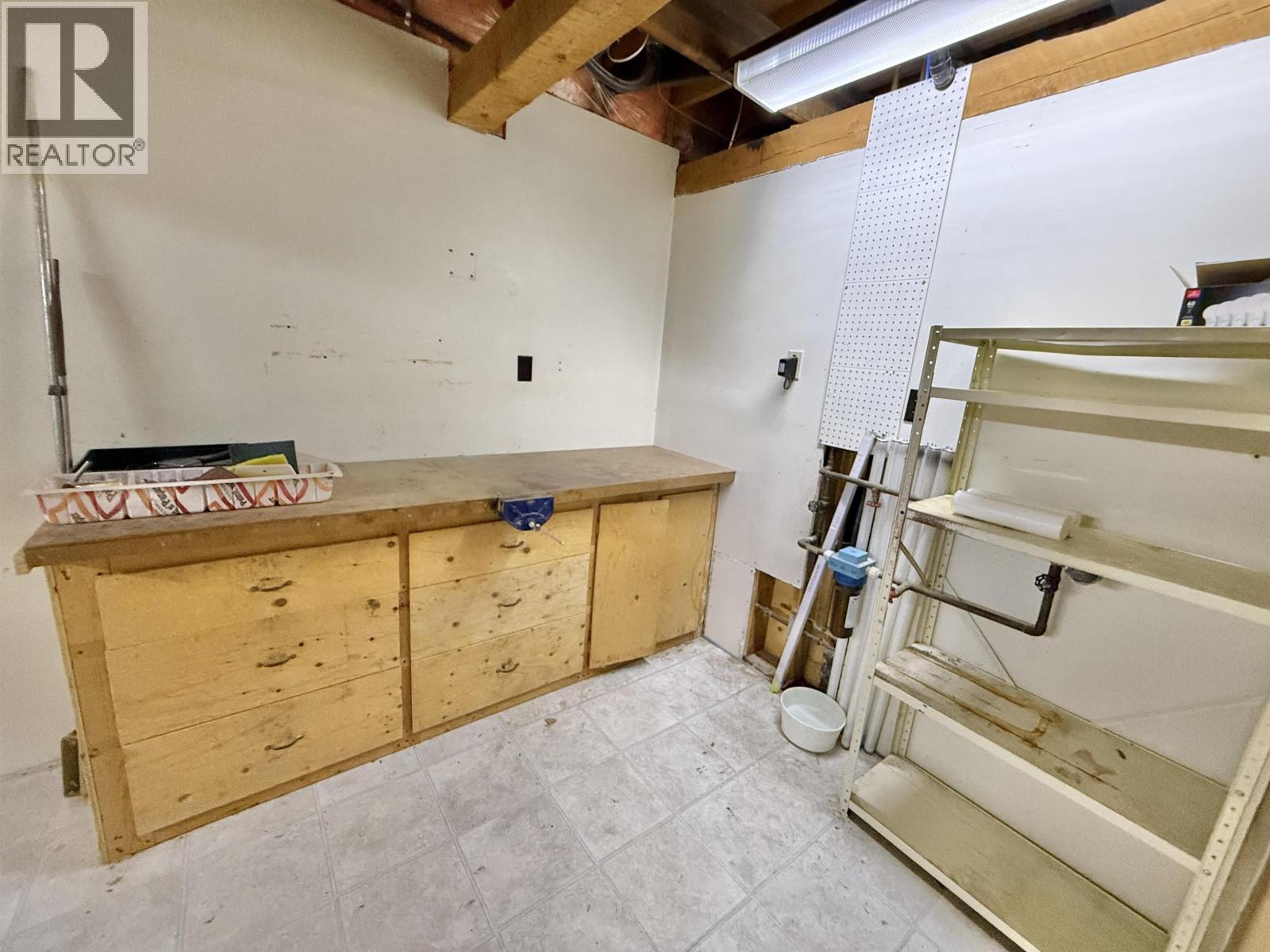 3813 LOLOFF CRESCENT - 27