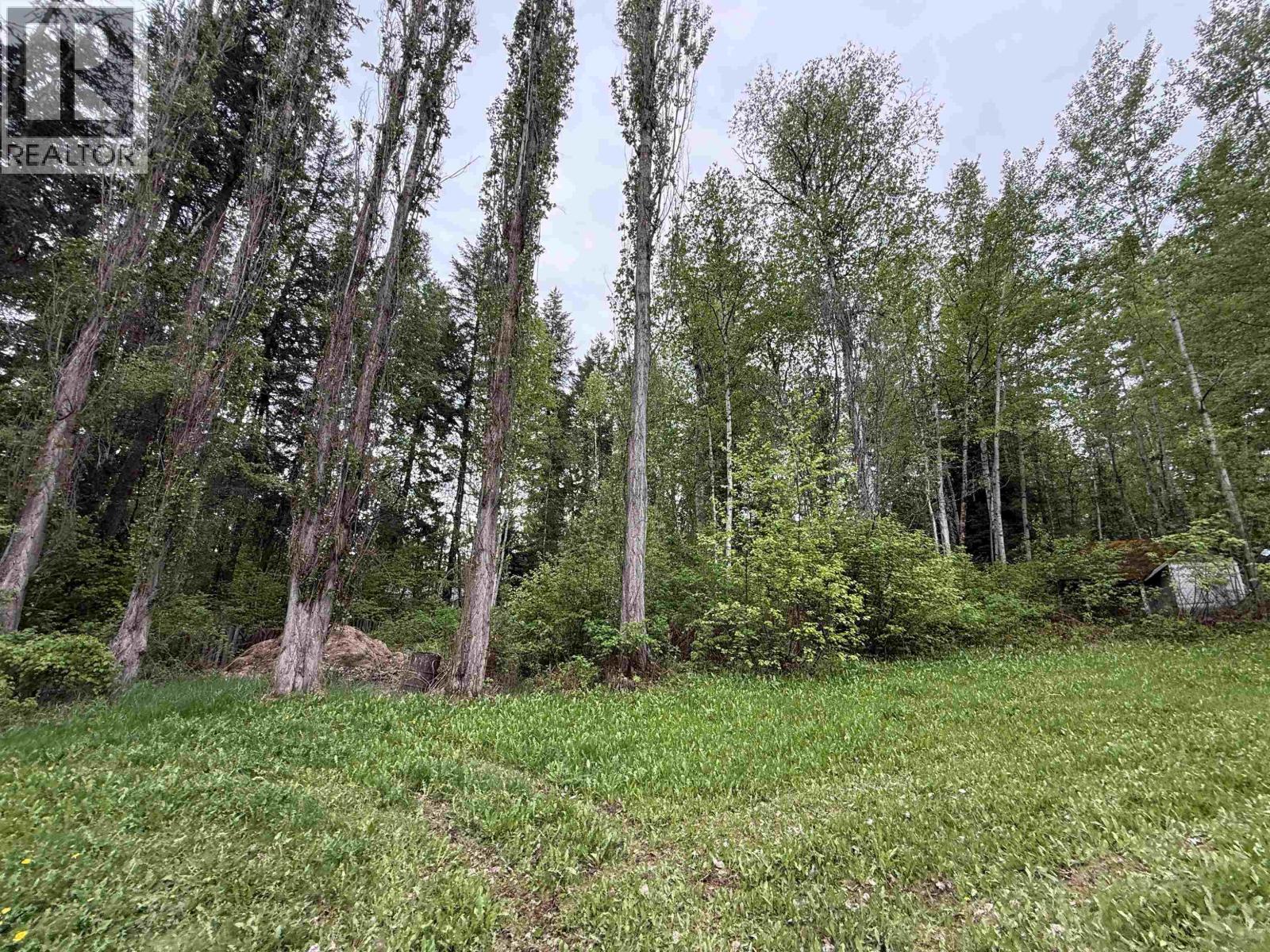 3813 LOLOFF CRESCENT - 35