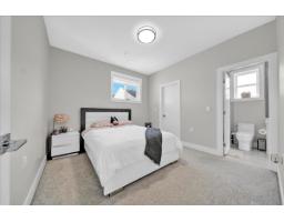 5932 139a Street, Surrey, BC V3X0G6 Photo 16