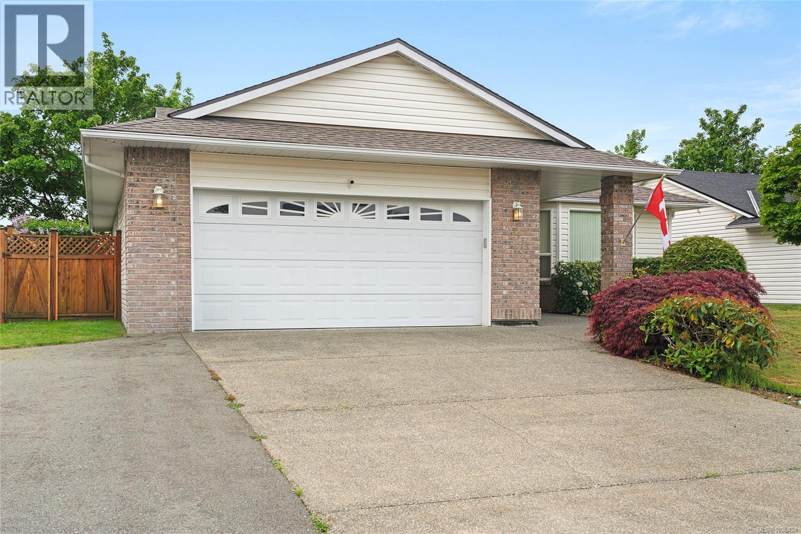 755 Ermineskin Ave - 2