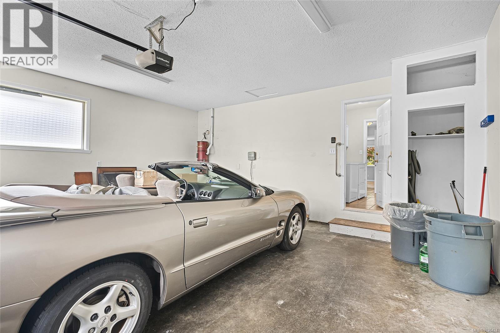 755 Ermineskin Ave - 36