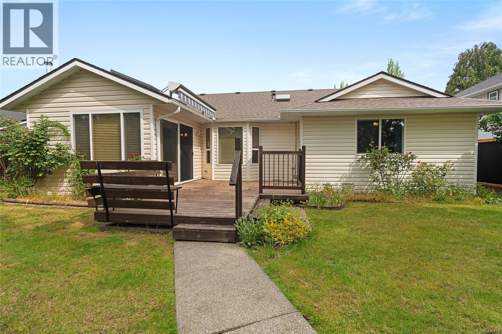 755 Ermineskin Ave - 32