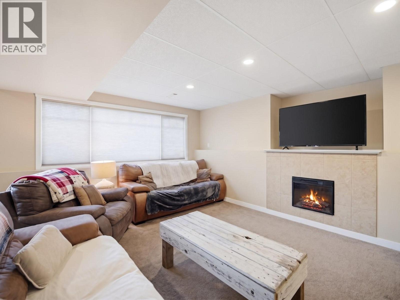 588 DURANGO Drive, Kamloops