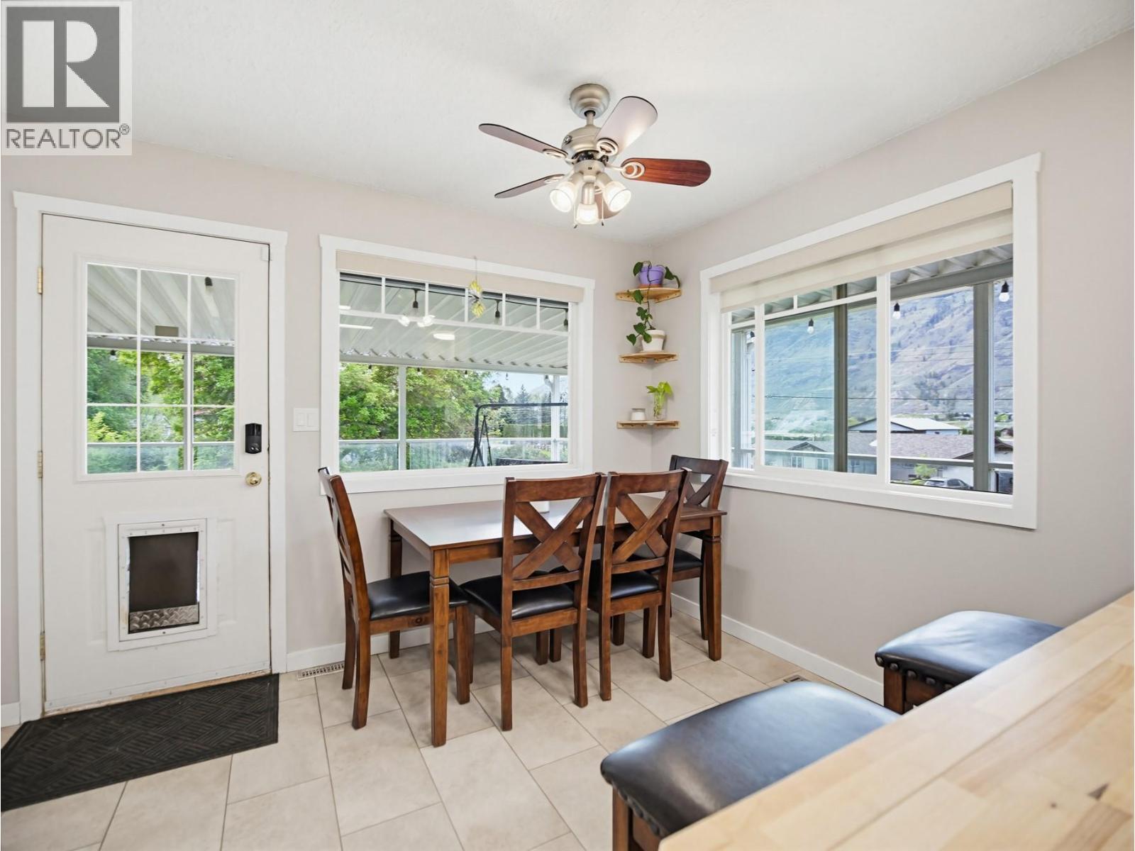588 DURANGO Drive, Kamloops