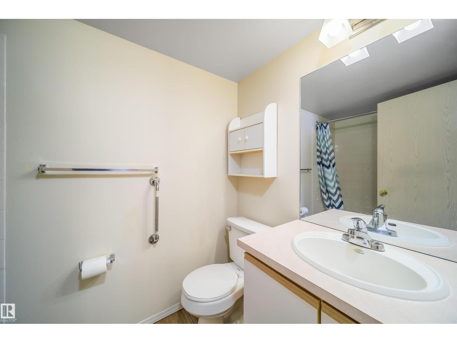 #213 5065 31 AV NW - 22