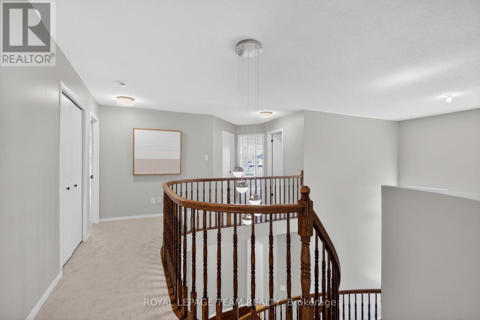 121 MUSKEGO CRESCENT - 36