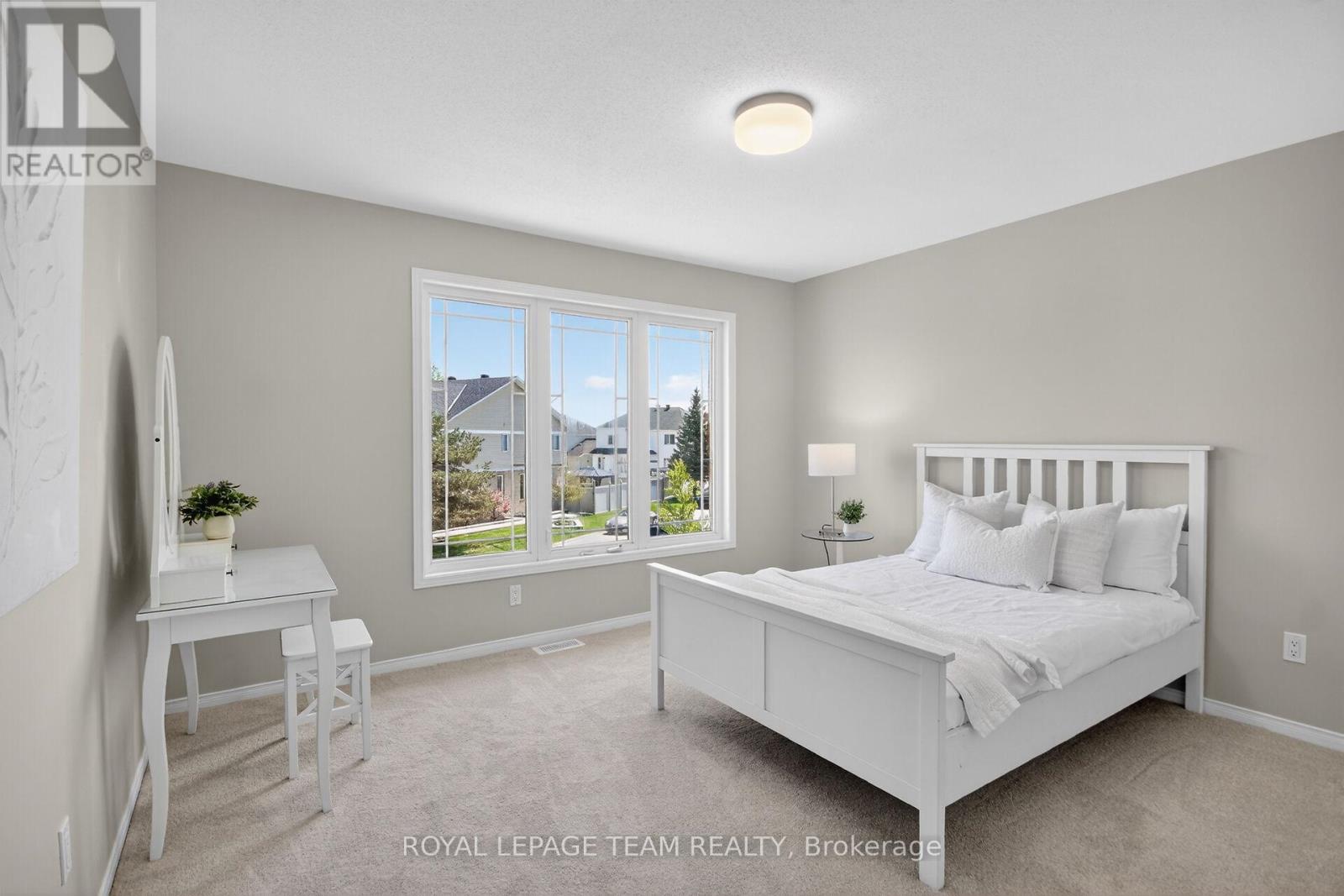 121 MUSKEGO CRESCENT - 43