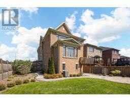 12 Labriola Court, Whitby, ON L1R0N1 Photo 37