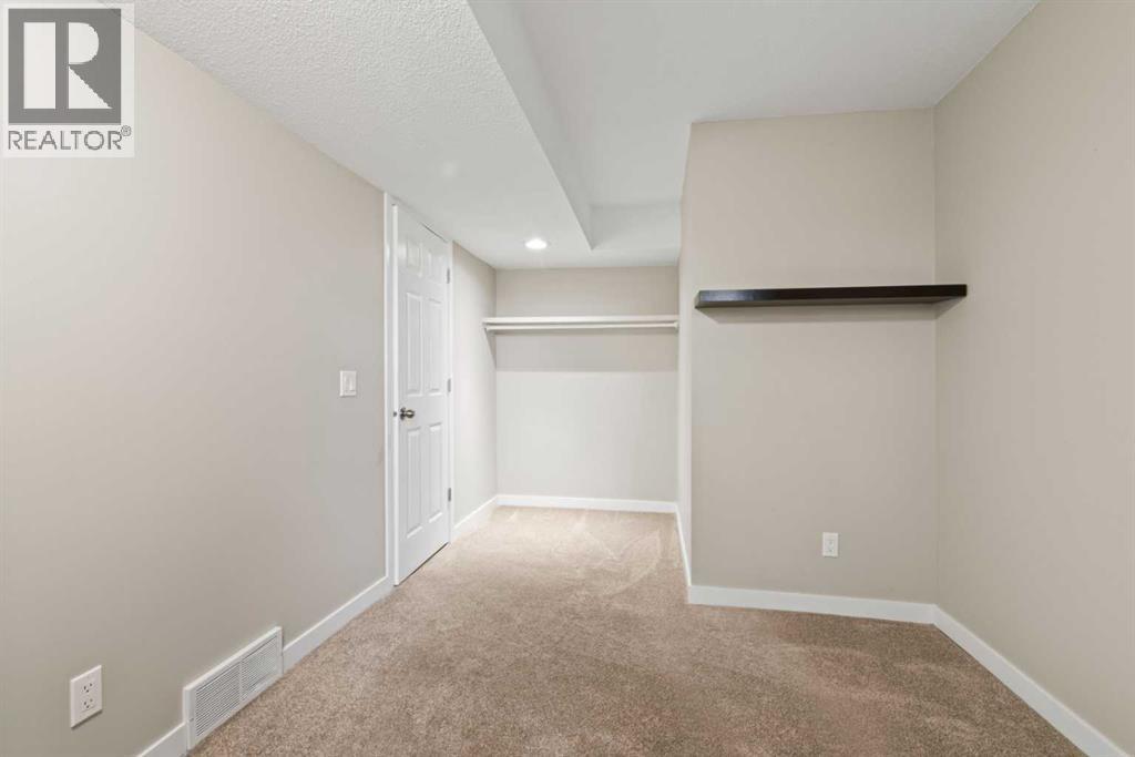 #1402 13104 Elbow Drive SW - 25