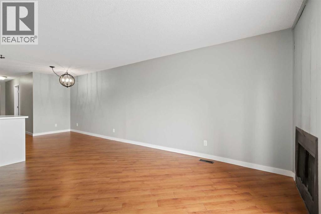 #1402 13104 Elbow Drive SW - 26