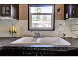 14 Kenora Trail, Wasaga Beach, ON L9Z1X7 Photo 15
