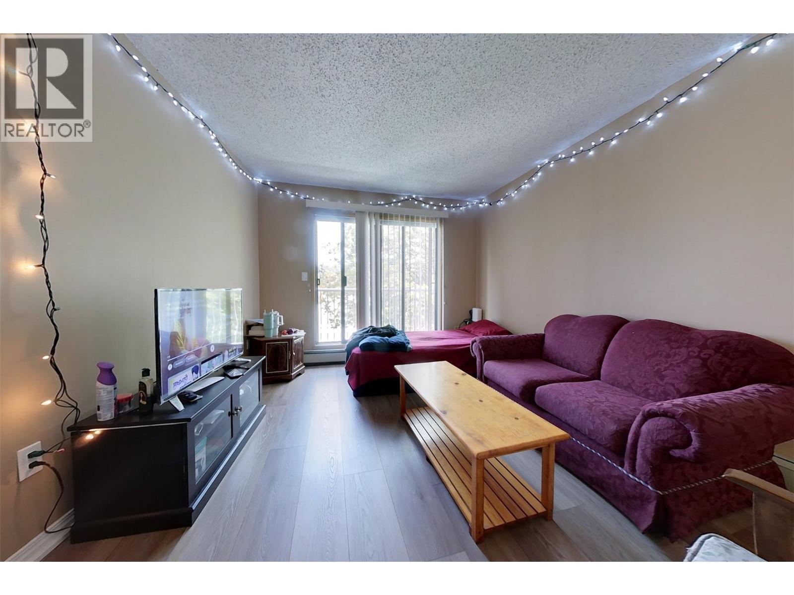 #209 1108 23RD  N Avenue - 7