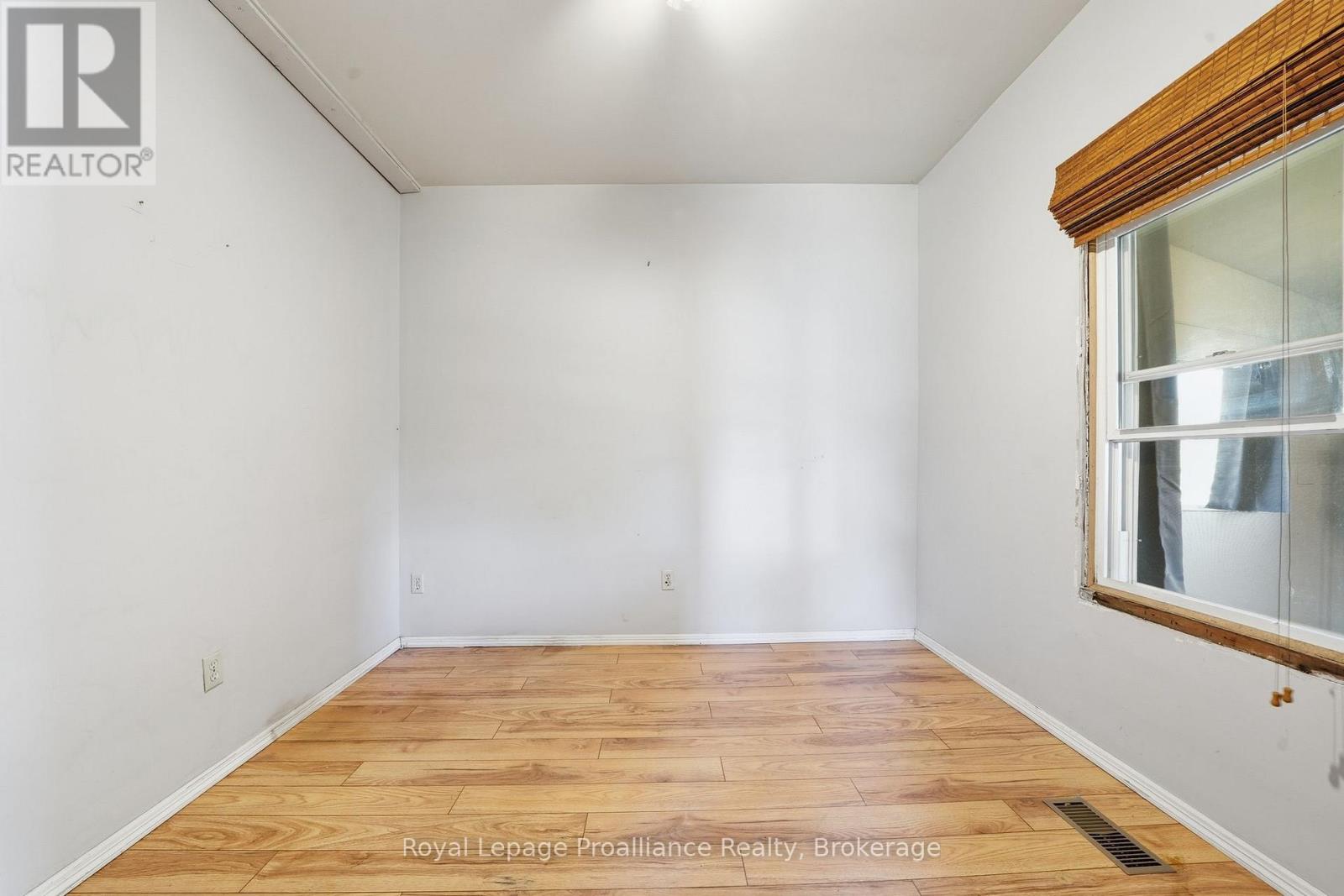 252 SIDNEY STREET - 19