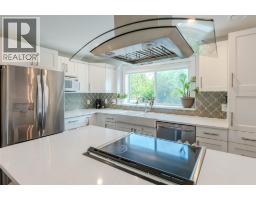 Kitchen - 11512 Harvey Street, Summerland, BC V0H1Z0 Photo 7