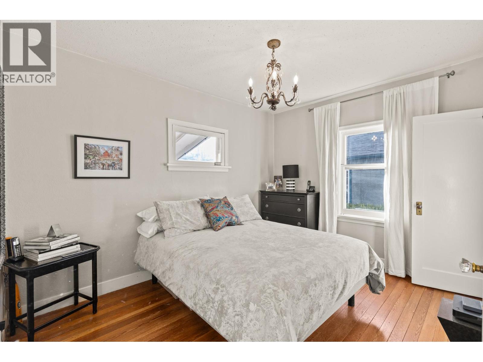 817 Fuller Avenue - 12