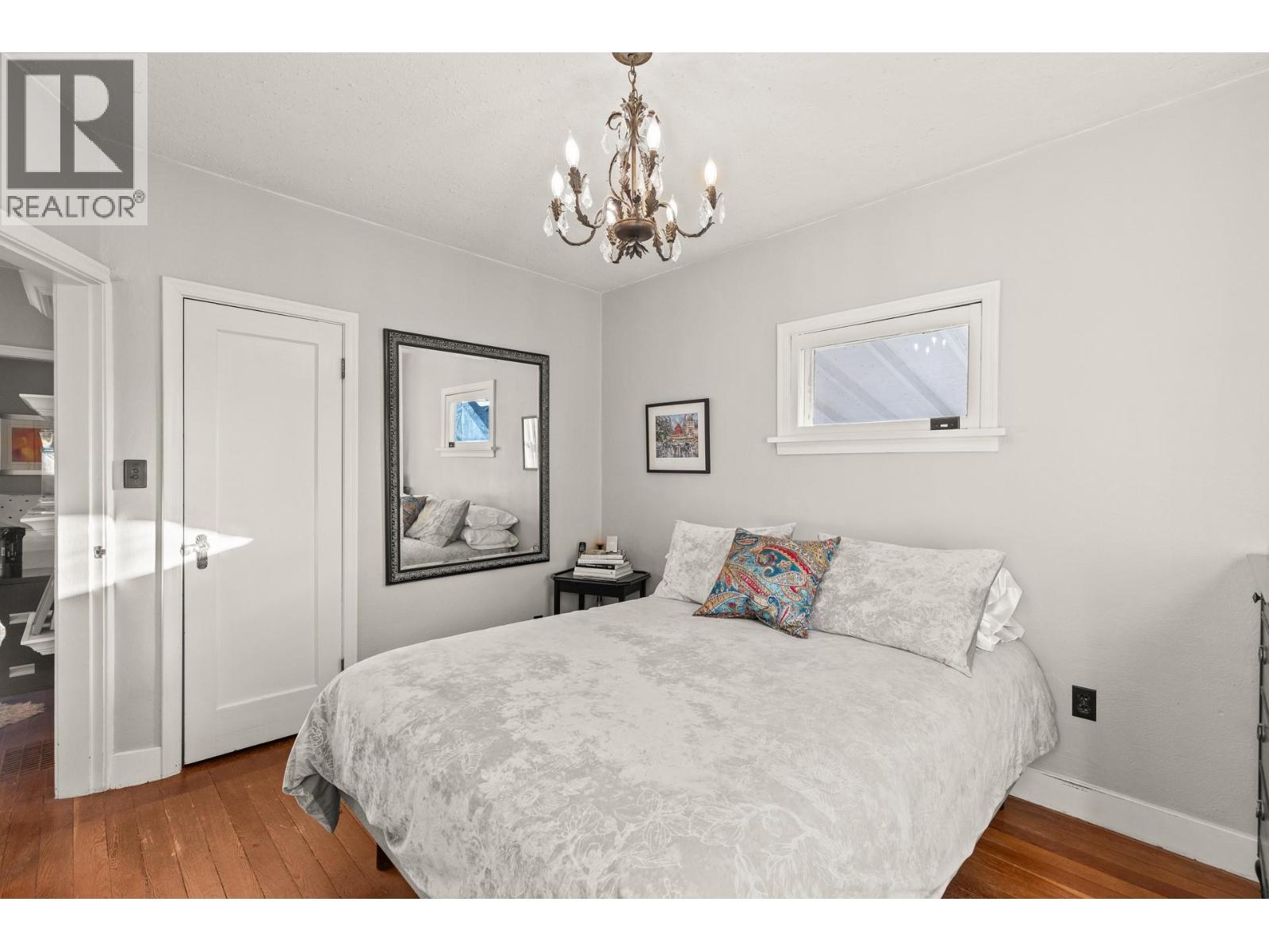 817 Fuller Avenue - 13